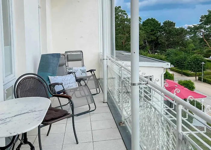 Haus Duenenstrasse 25, App 5 * צינוביץ